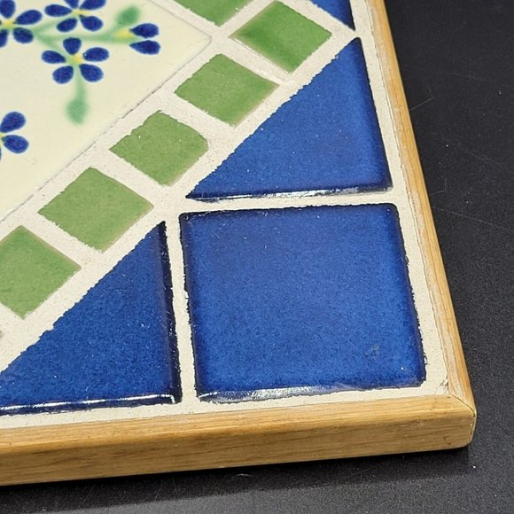 Vintage Handpainted Wildflowers Tiles Trivet or Flower Pot Holder Wood Frame - Picture 8 of 10